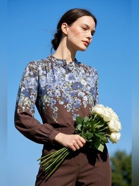 NWOT A.K.A Posh Brown Blouse with Blue Floral Print Size M